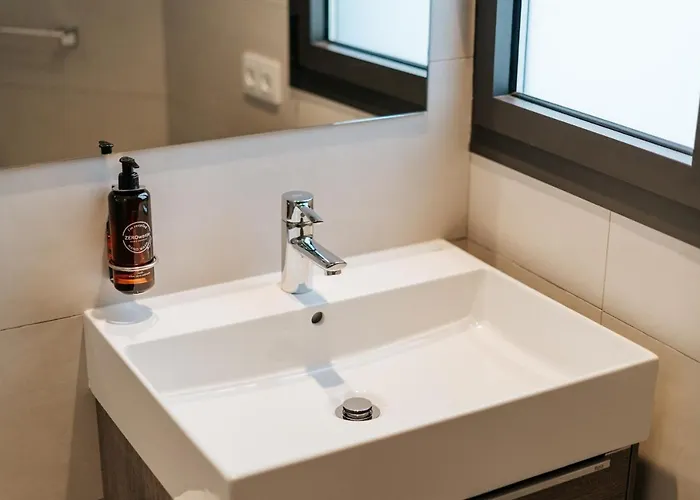 Dock 1 Santa Cruz de Tenerife